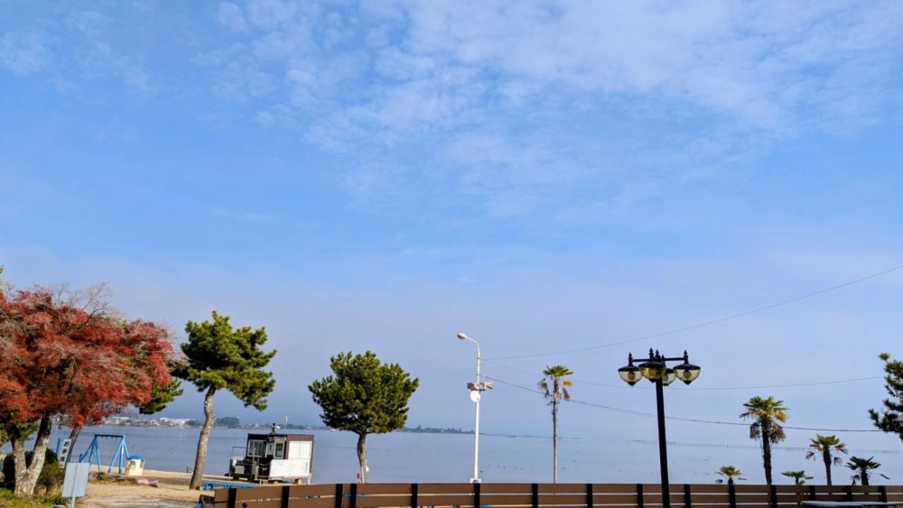 琵琶湖すぐそばの宿にしたので、
2日目は朝から琵琶湖を堪能できました！