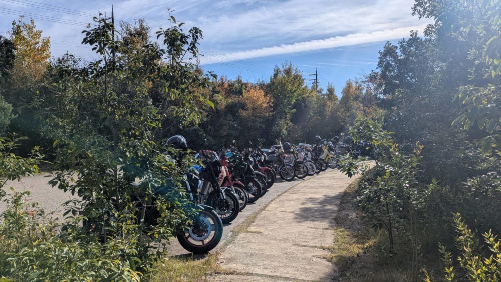 ラ コリーナ近江八幡はバイク用駐輪場があるので安心。11時時点でこの台数！